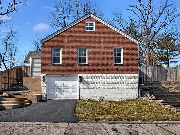 2nd image of 1119 Earl Ave