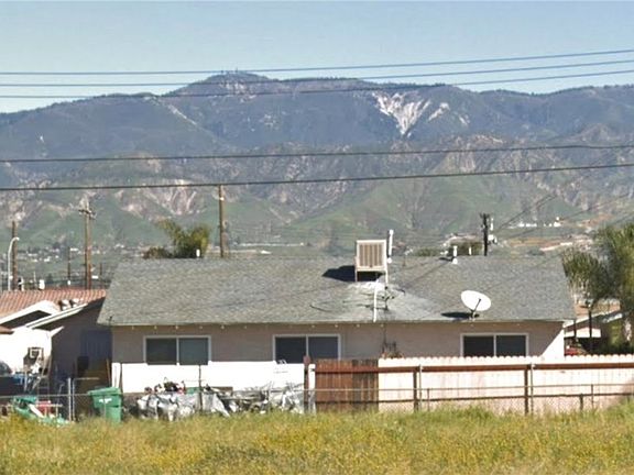 4th image of 26520 Cypress St