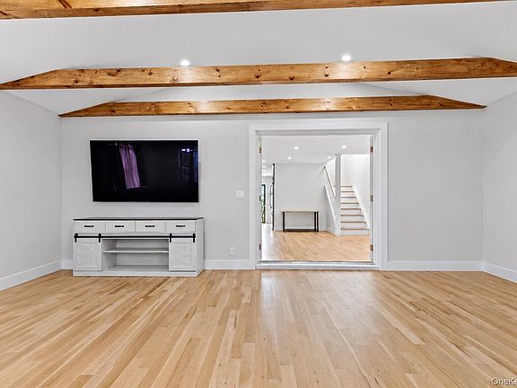 2nd image of 55 Alhambra Rd