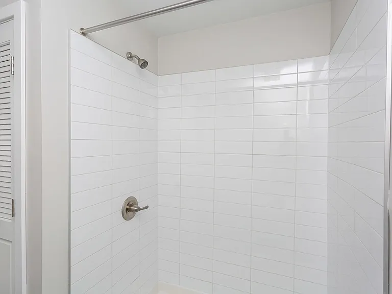 815 Park Ave — Photo 20
