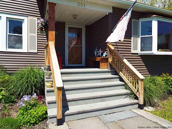 3rd image of 351 Washington Avenue Ext