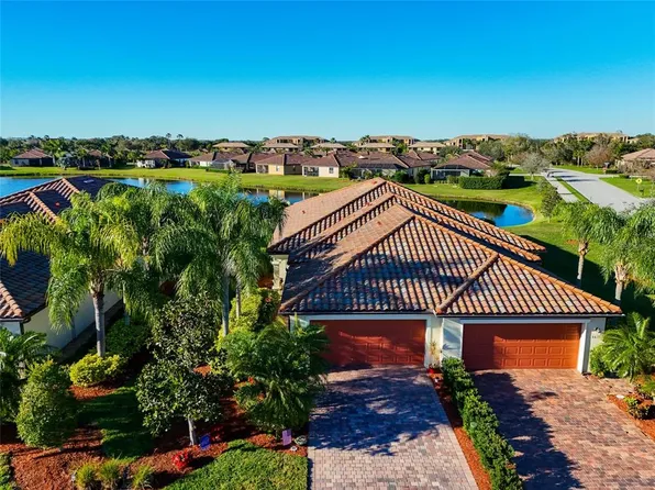 6631 Candlestick Dr, Bradenton, FL 34212
