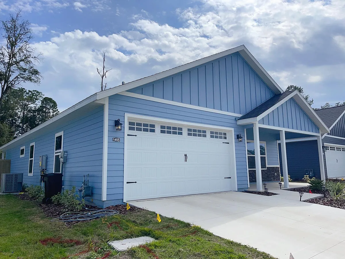 Building Photo - 1455 SW 66th Way