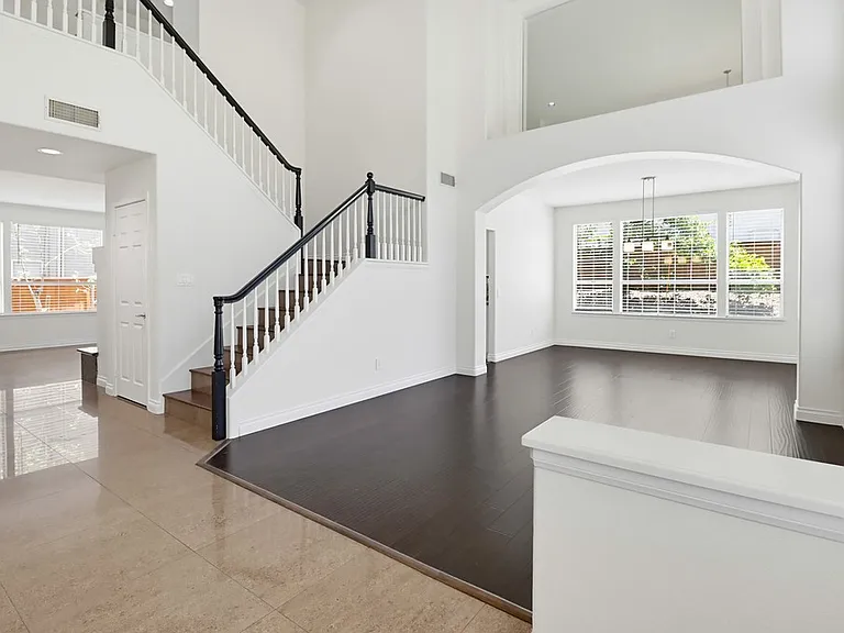 1100 Corrales Ln — Photo 13