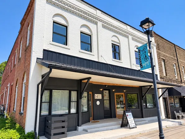14 W Main St, Alexandria, OH 43001