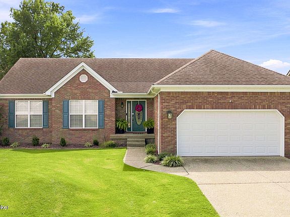 3rd image of 389 Spring House Ln