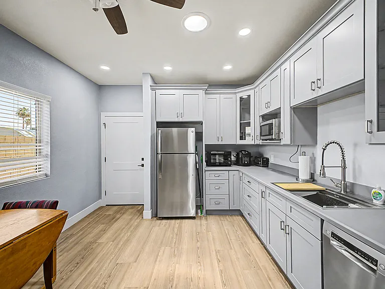 2430 E Butte St #101 — Photo 19