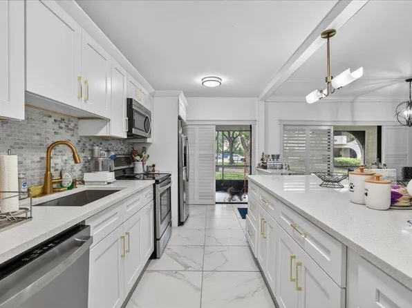 6328 W Longboat Ln Lane W #101, Boca Raton, FL 33433