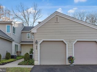 325 Dorset Ct, Doylestown, PA 18901