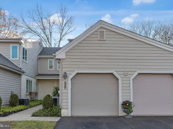325 Dorset Ct, Doylestown, PA 18901