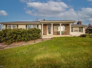 7 Armstrong Rd, Wantage, NJ 07461