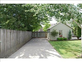 3rd image of 13916 NW 10th Ct