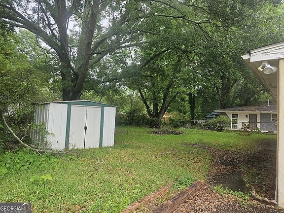 2nd image of 501 Ridgecrest Dr