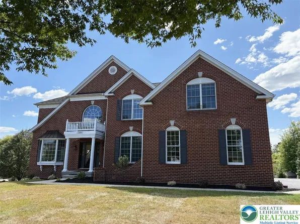 4318 Rexford Dr, Bethlehem, PA 18020