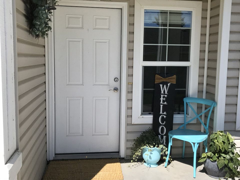 1st image of 2464 Thunder Mountain Dr