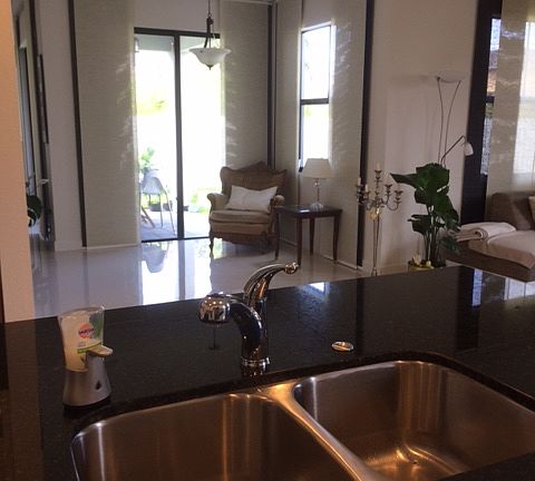 Kitchen / Living Room