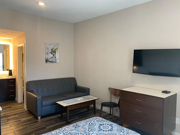 2188 San Diego Ave #203 — Photo 4