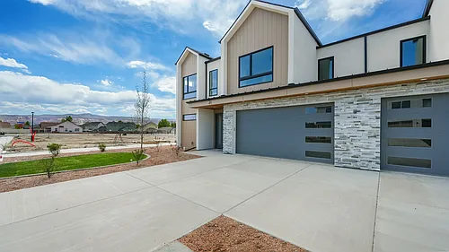 353 Toms Canyon Dr Photo 1