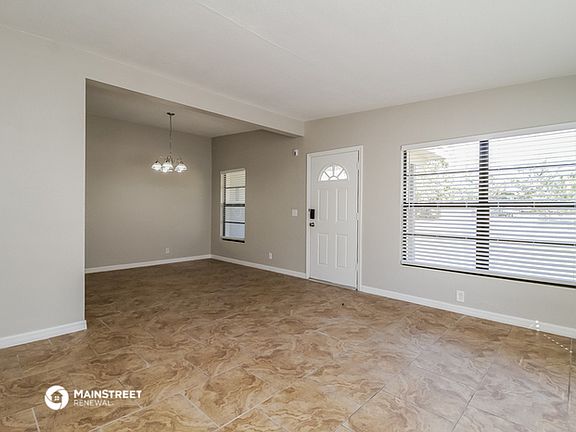 3rd image of 100 S Sunland Dr