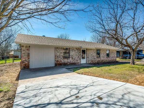 712 Dalton St, Weatherford, TX 76086