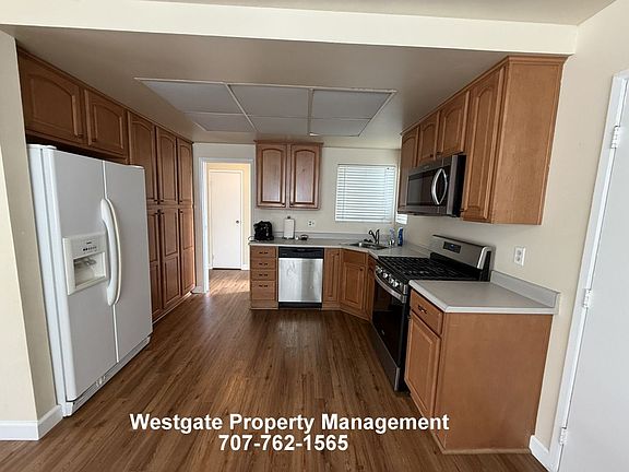 3rd image of 1729 Kearny St