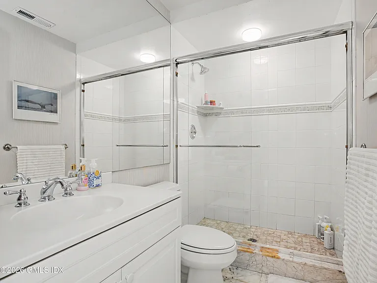 5 Grimes Rd — Photo 24