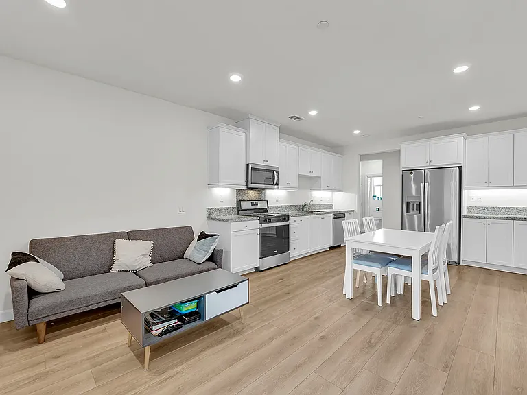 12338 Blue Sky Ct — Photo 22