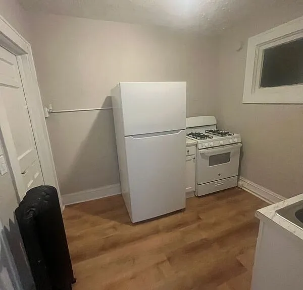 44 Genesee St #6 — Photo 7