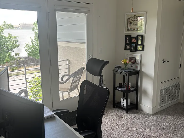 4413 Berkman Dr — Photo 14