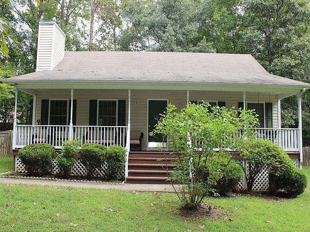 1st image of 647 Jefferson Dr