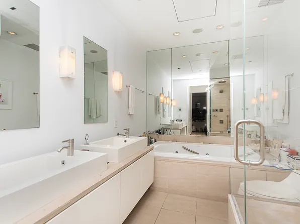 314 West 92nd Street image 8 of 12