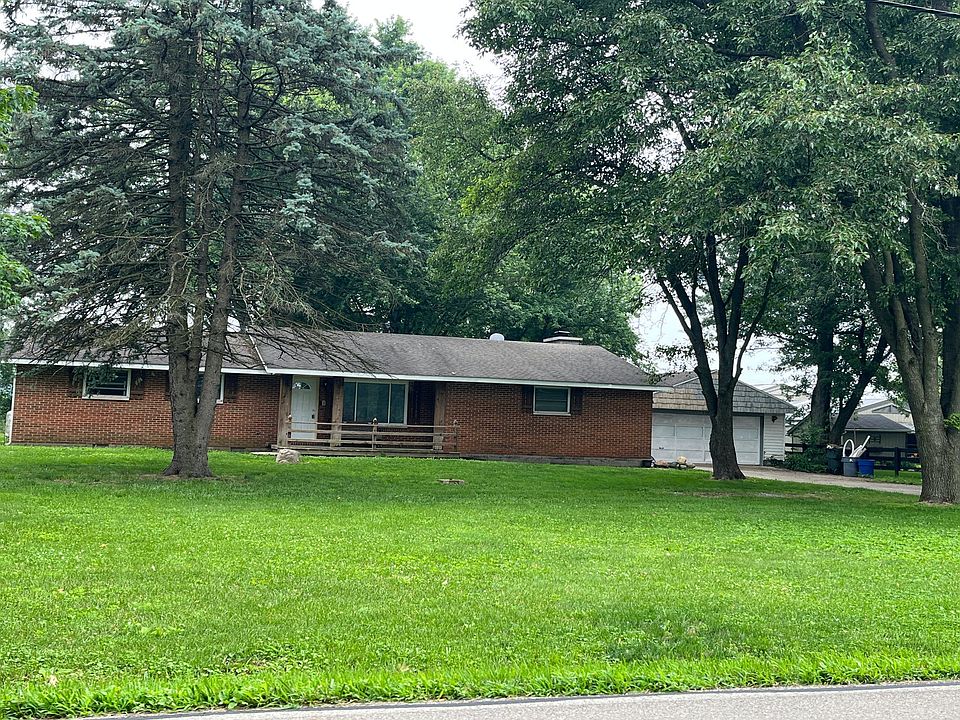 1st image of 888 Martindale Rd