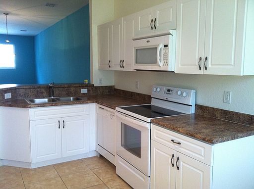 3rd image of 123 Bayfront Dr