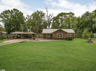 305 9th Ave, Chickasaw, AL 36611