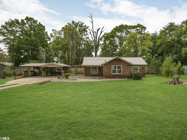305 9th Ave, Chickasaw, AL 36611