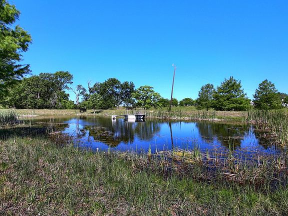 2nd image of 800 County Road 430