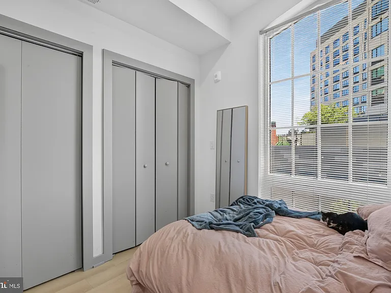 689 N Broad St #401 — Photo 16
