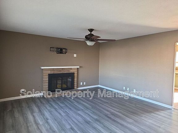 3rd image of 202 Richard Pl