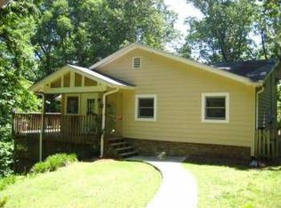 6555 Tahiti Way, Flowery Branch, GA 30542