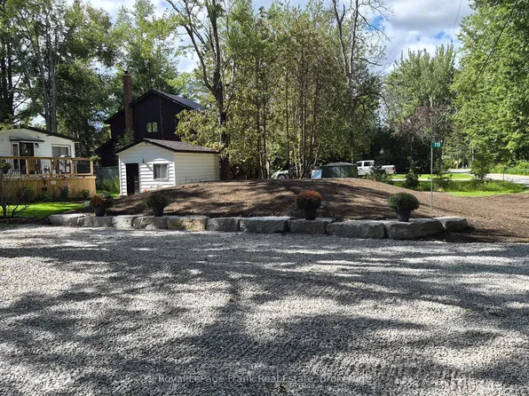 119 Fell Station Dr, Kawartha Lakes, ON K0M 1N0