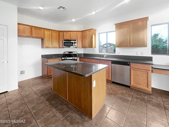 4th image of 9271 E Bronze Hill Dr