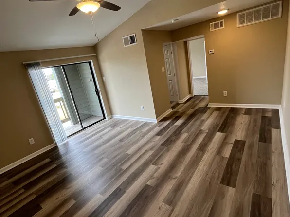 The Falls on Antoine Apartments