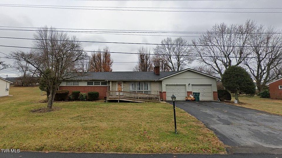 1st image of 329 McArthur Cir