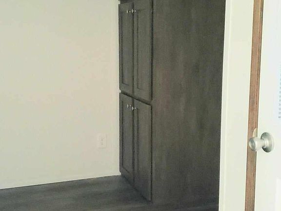 4th image of 205 Melissa Way