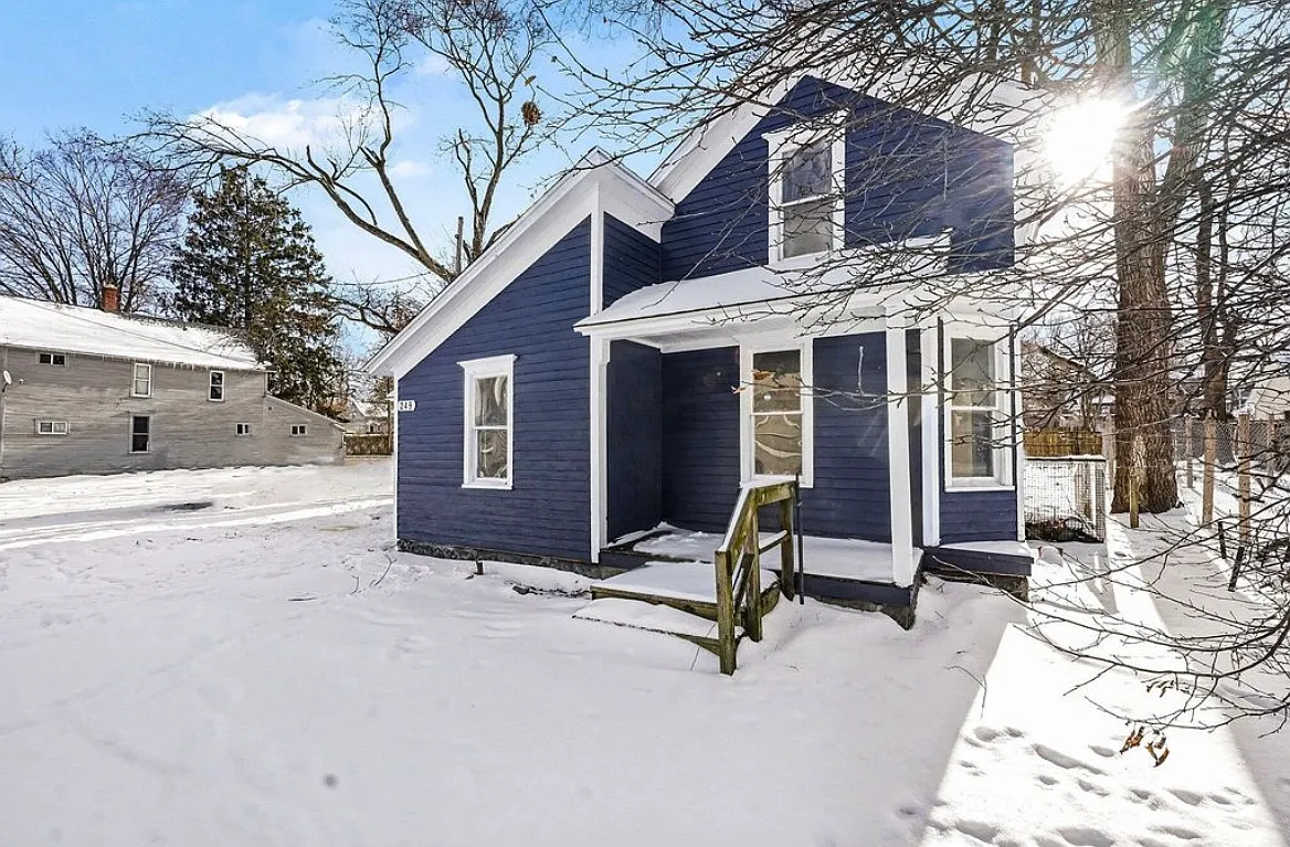3 bed, 1140 sqft, $1,650 — Photo 4