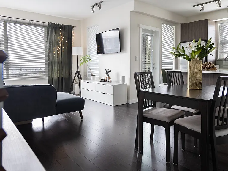 9877 University Cres #412 — Photo 28