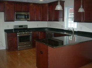 190 Methuen Rd, Dracut, MA 01826