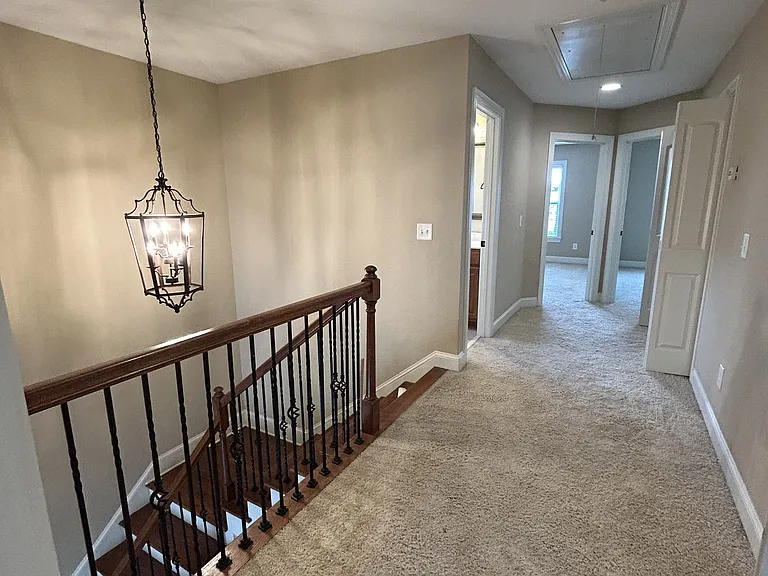 1629 Brook Hollow Dr #A — Photo 9