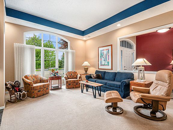 5th image of 2176 Teal Ct SE