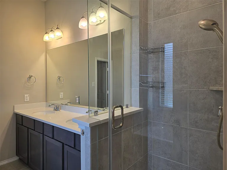8711 Fox Trail Dr — Photo 16